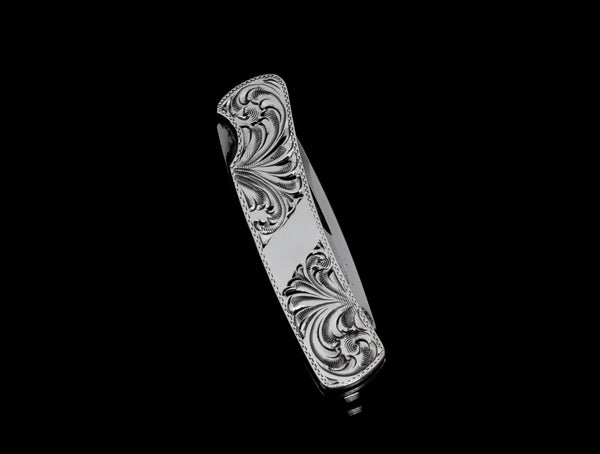 Engraved Buck Knife